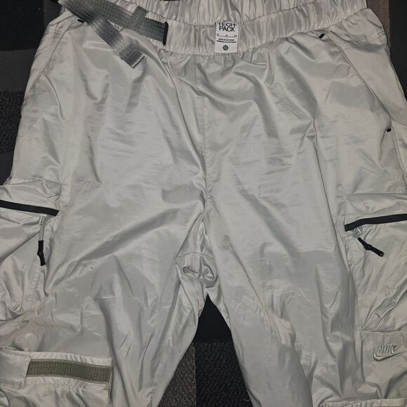 Nike Tech Pack Repel Tech Lined Woven Cargo Pants Mica/Gray XL - Picture 6 of 7